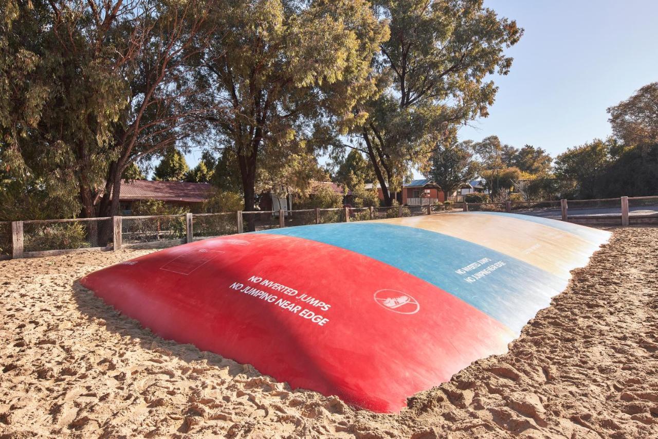 NRMA Bathurst Panorama Holiday Park Bagian luar foto